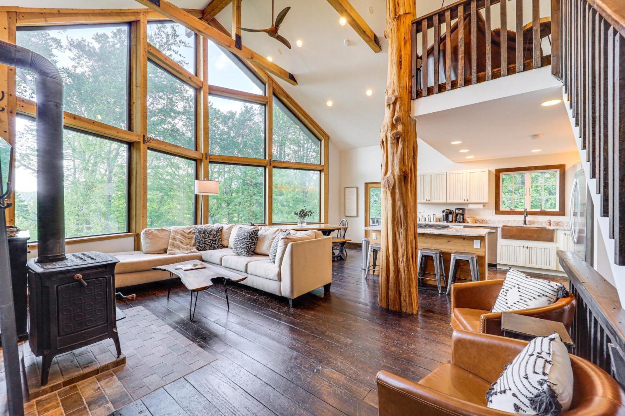 Luxe Appalachian Mountain Cabin With Hot Tub, Views Warrensville المظهر الخارجي الصورة